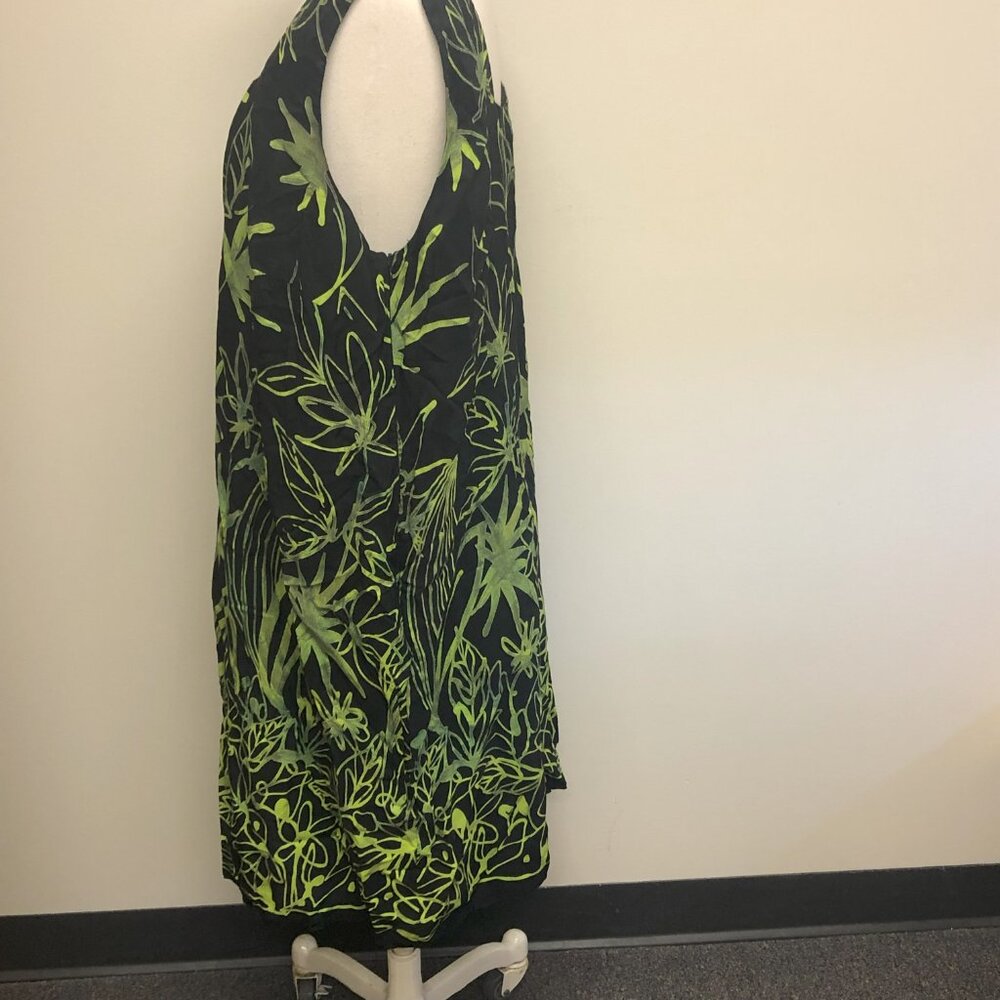 Square Neck dress with green illustrative floral leaves - Picture 4 of 13